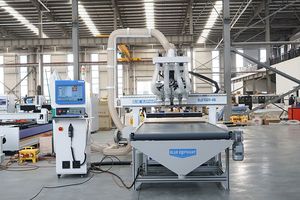 Hot Sale pneumatische 4-Kopf-Maschinenmitte Automatische Lade-und Entlade maschine für Küchen-CNC-Fräsmaschine - Product Image 2