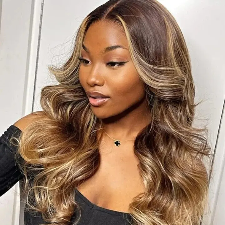 Raw Vietnamese Hair Wig Cabelo humano Onda do corpo Money Piece Blonde Highlight Invisible Glueless Full HD Lace Wigs For Black Women