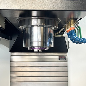 Multifunzione CNC Mill 3 assi VMC650 per metallo con Siemens Controller 5.5kw mandrino CNC fresatrice centro - Product Image 3