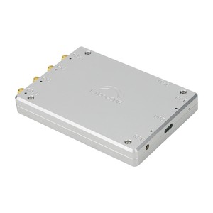 HamGeek XC7A200T AD9361 B220 Mini Kit de desarrollo de radio definido por software con reemplazo de carcasa CNC para HackRF PlutoSDR - Product Image 4