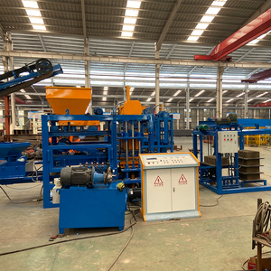Bloque de máquina completamente automático para ladrillos huecos y sólidos 3500kg de peso controlado por PLC - Product Image 4