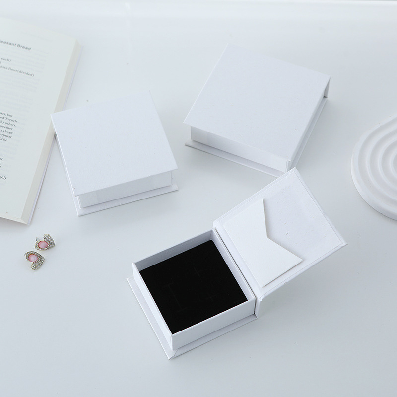 Blanc + pochette pour cartes