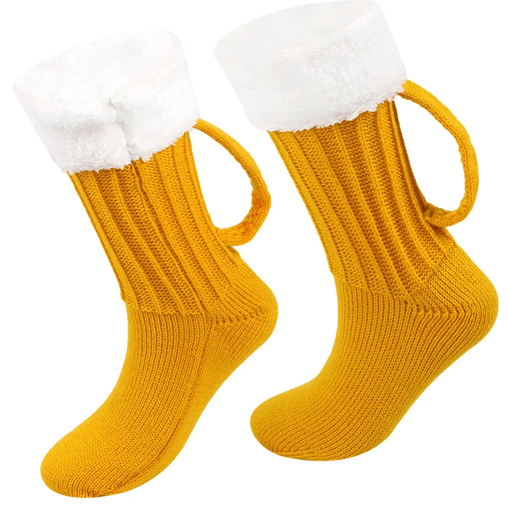 Venta al por mayor acogedor invierno cálido grueso felpa calcetines personalizados de punto de lana 3D cerveza taza calcetines divertidos
