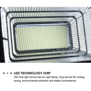Luz de inundación solar exterior automática con control de foto LED integrado recargable más nuevo con sensor de movimiento con temporizador remoto - Product Image 4