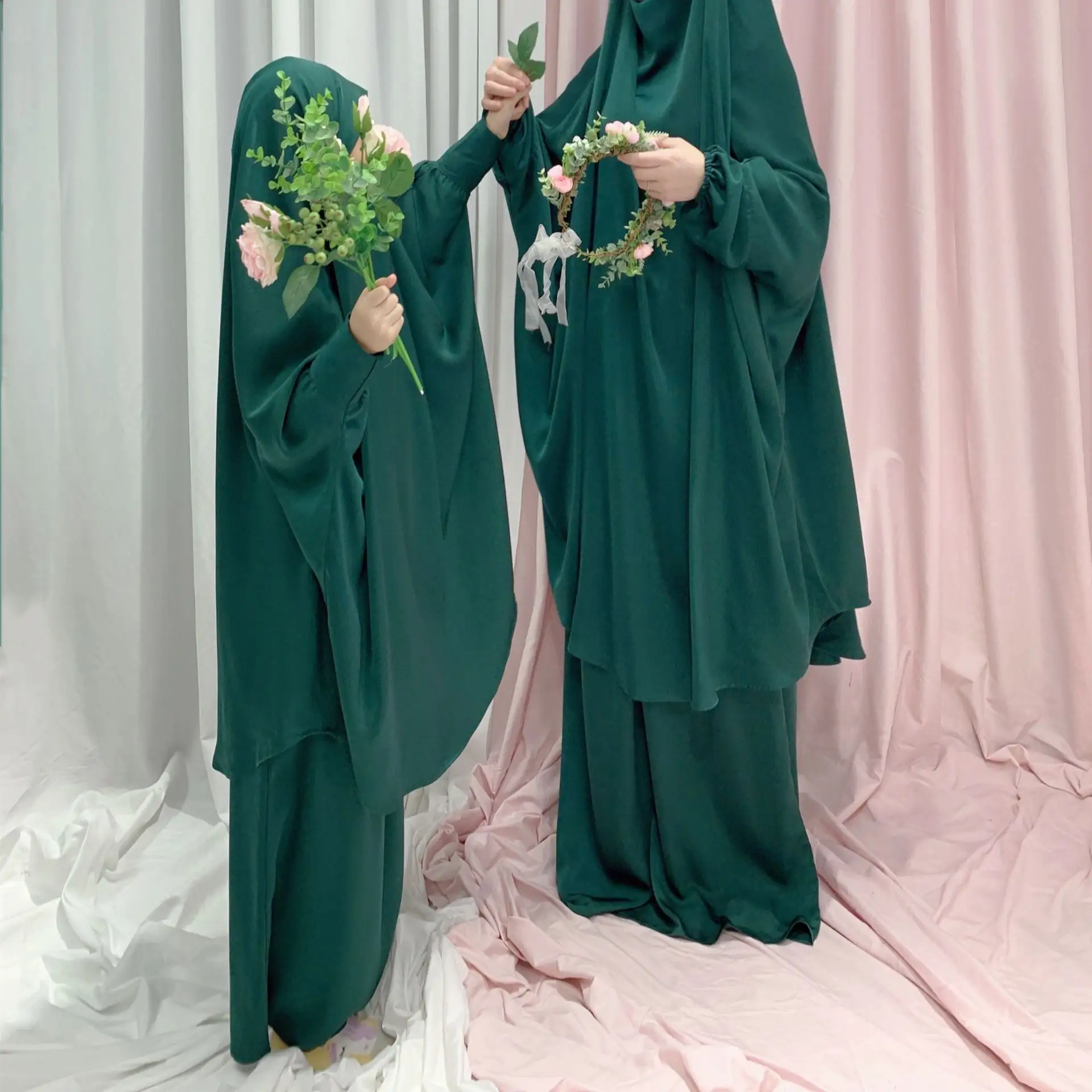 Groothandel Van Hoge Kwaliteit Ouder-Kind Wear Franse Jilbab Abaya Moslim Satijnen Zijden Gebedsjurk Jilbab Set Tweedelige Vrouwen Guangzhou