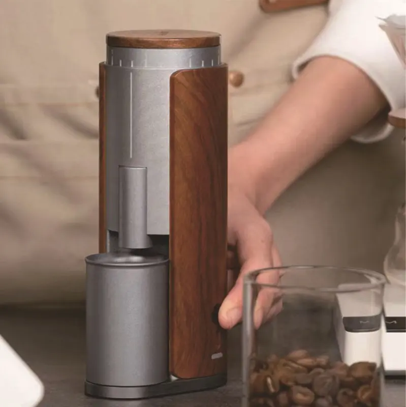 Şarj edilebilir taşınabilir Usb elektrikli kahve değirmeni otomatik kahve elektrikli konik çapak değirmeni otomatik makine fasulye