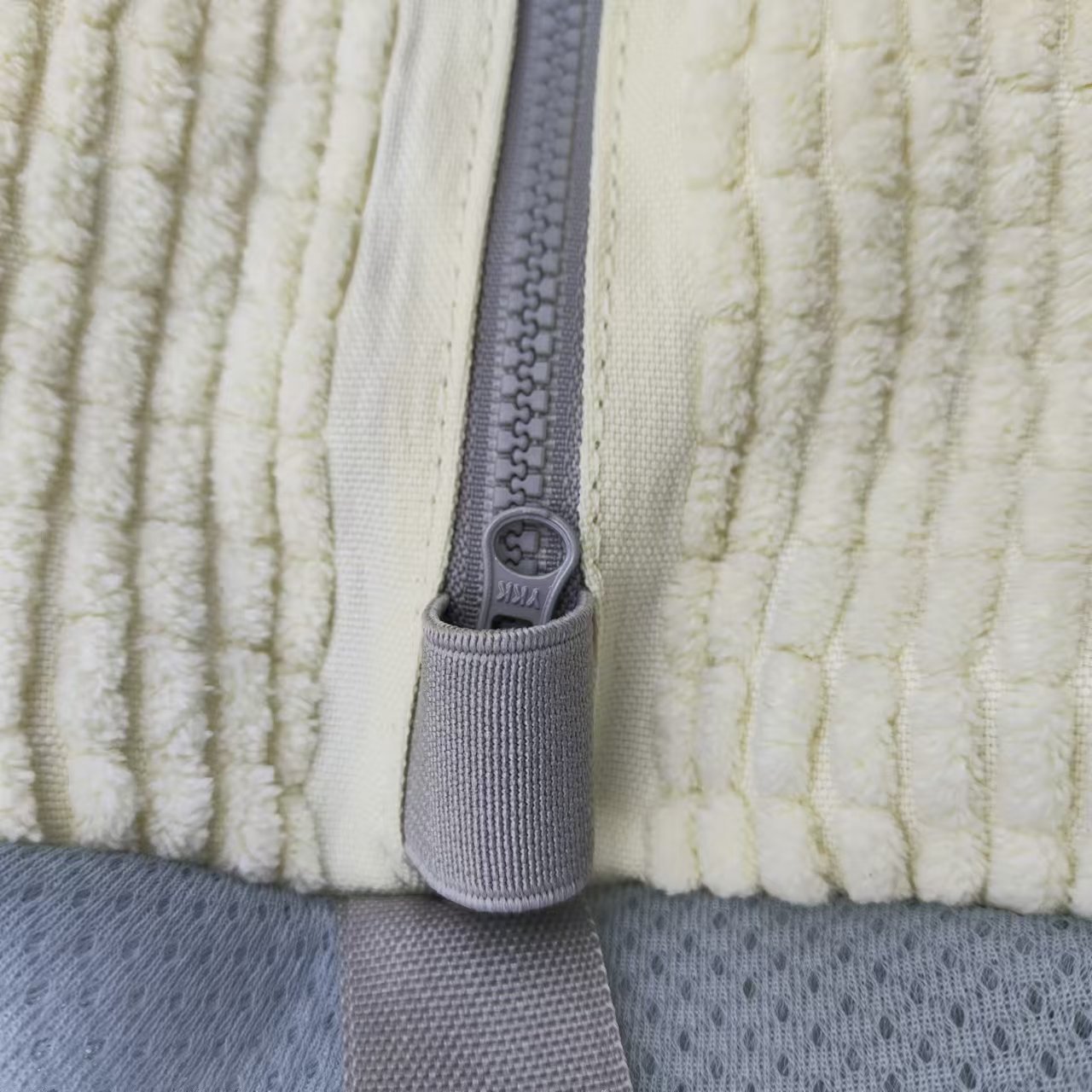 white + gray ykk