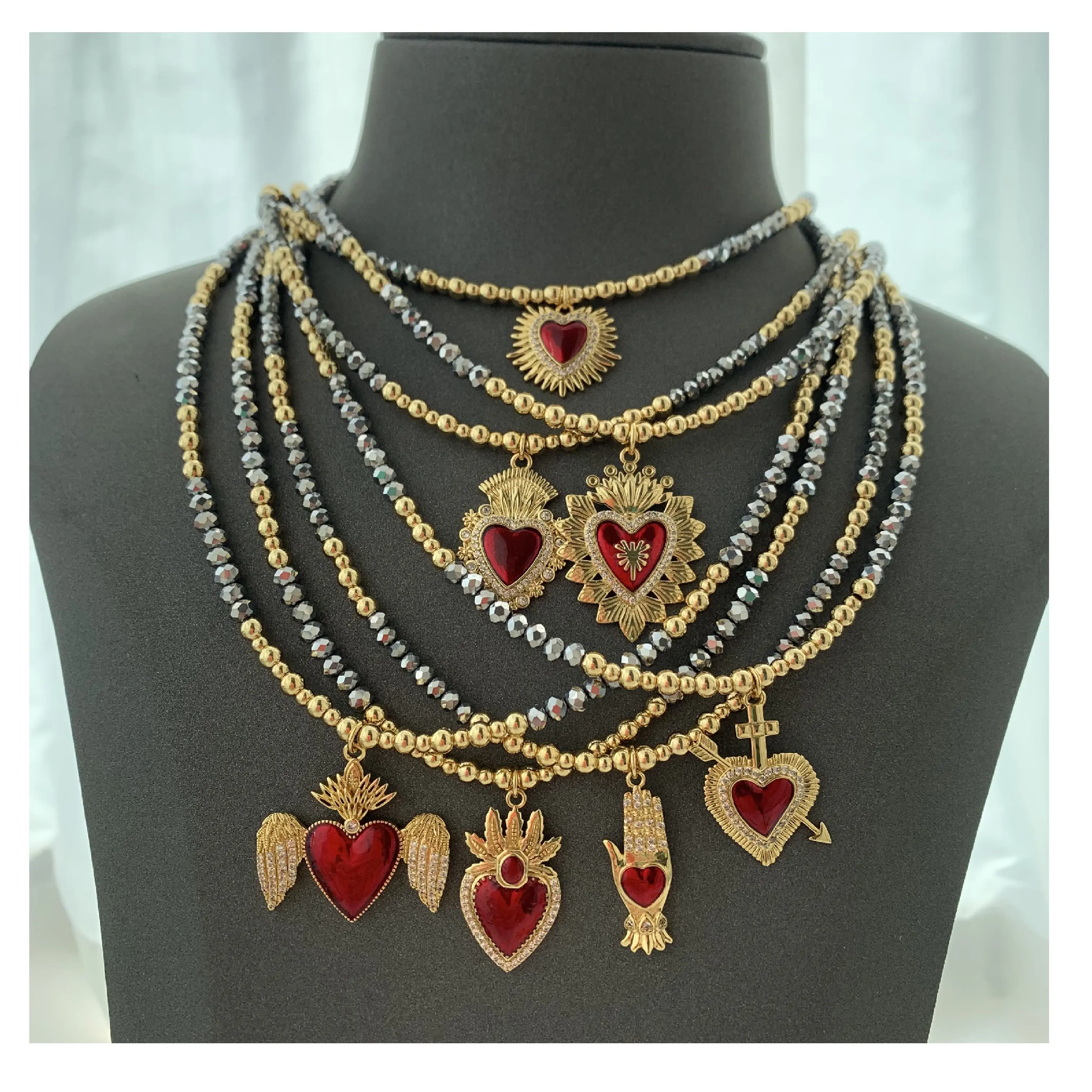 BD- B5222 Exclusivo collar de moda vintage nueva moda corazón mano oro colgante collar regalos perfectos mujeres collar joyería