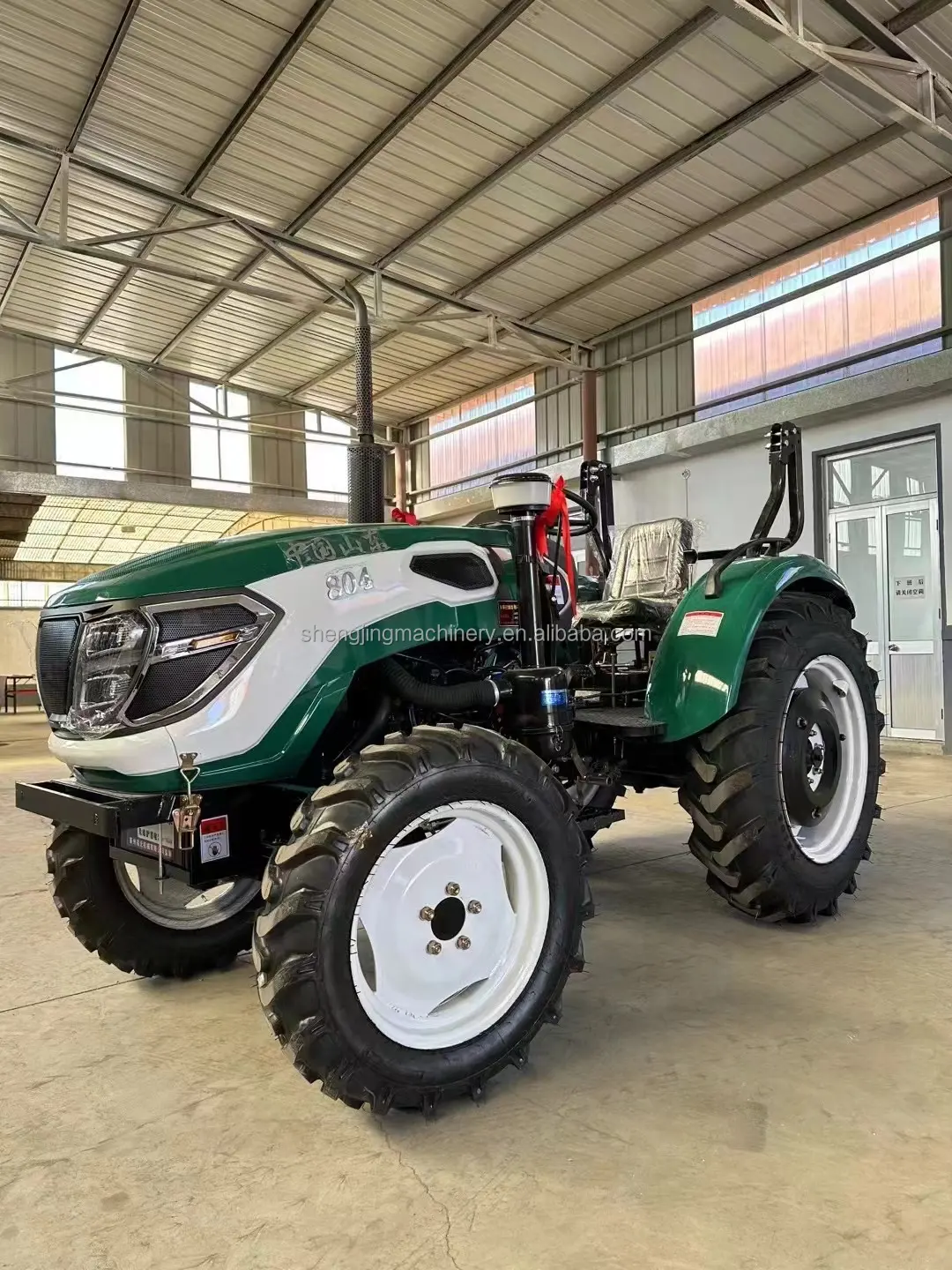 Tracteur à roues à bas prix très bon marché 40hp 50hp 60hp à usage agricole bon pour les agriculteurs concessionnaire mondial voulait moteur de qualité d'approvisionnement d'usine