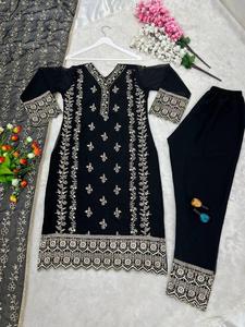 Hand Embroidery Straight Kurti for Woman Wedding Causal Wear Ethnic Kurti Indian Women at Effective <strong>Cost</strong> With <strong>Good</strong> Quality - Product Image 3