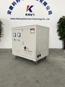 Ingresso 15KW uscita 220V convertitore 380V uscita pura a onda sinusoidale trasformatore convertitore di potenza da monofase a trifase