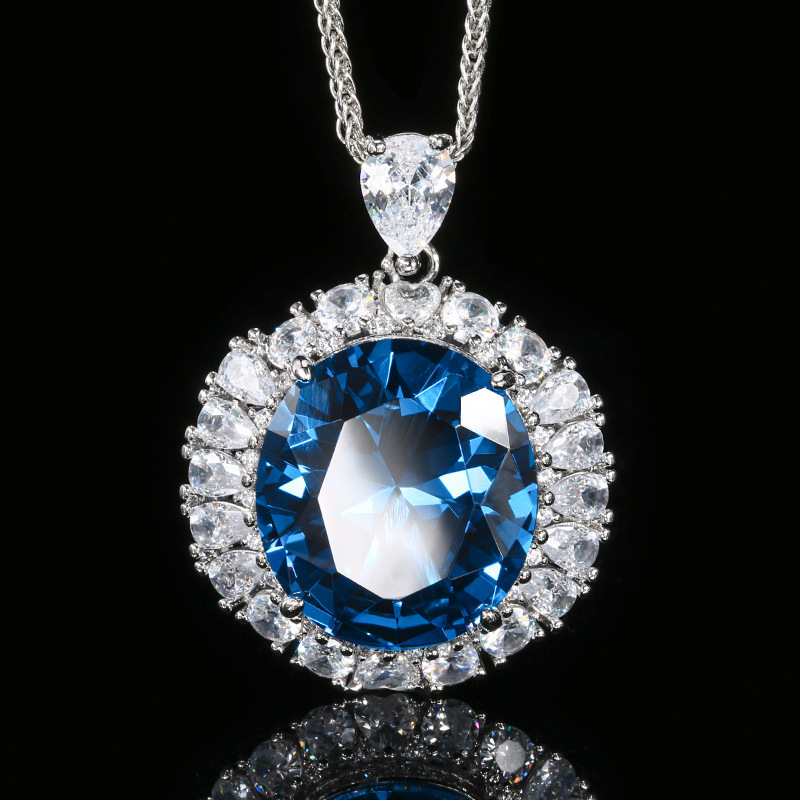 Blue pointed crystal pendant with Chopin chain