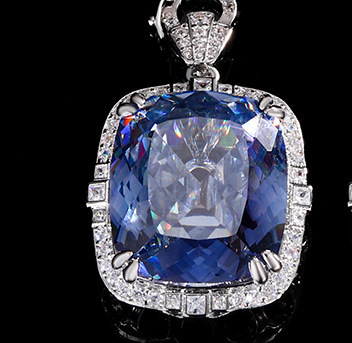 Pendentif plaqué Blanc Blanc Bleu avec chaîne Chopin