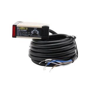 Sensor fotoeléctrico de 12-24V CC, 90-250VAC, interruptor infrarrojo de reflexión difusa, componentes electrónicos, E3JK-DS30M1 - Product Image 1