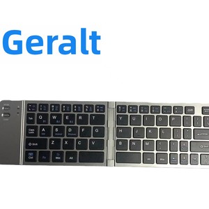 The Mini <strong>Wireless</strong> <strong>Numeric</strong> <strong>Keypad</strong> Can Be Folded in Half for Convenient Carrying - Product Image 3