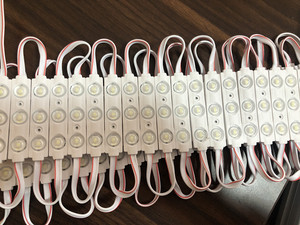 China Hersteller Pixel LED-Modul Zeichen 12V 1,5 W smd 2835 einfarbige p10 LED-Module - Product Image 4
