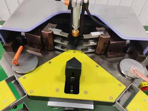 Chất Lượng Cao Nhôm Cửa Sổ Khung Cửa Làm Nhôm Góc Uốn Tóc Bồng Máy - Product Image 4