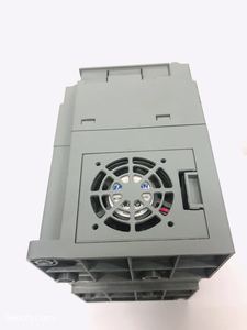 Entrada monofásica y salida trifásica 110V Inversor solar 0.75KW Frecuencia Vfd solar para bomba de agua - Product Image 5