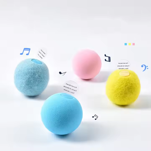 E & S Smart Interactive Kitten Kitty Toy Eco-Friendly Squeaky Catnip Training Ball Hecho de material EVA duradero Caja de embalaje - Product Image 3