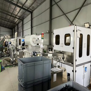 Máquina de clasificación y prueba de abrazaderas de piezas de estampado Máquina de clasificación de Inspección de visión CCD - Product Image 3