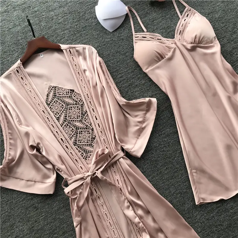 नई उत्पाद सेक्सी गोफन पजामा छाती पैड के साथ बर्फ रेशम दो टुकड़ा लंबे बाजू की महिलाओं के nightgown