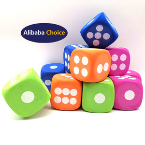 Özel fabrikada özel Logo renkli büyük boy kauçuk Polyhedral 10 Cm yumuşak Eva köpük oyun numarası zar - Product Image 1