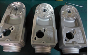 Mingju เครื่องกัด CNC แบบ VE-10ศูนย์เครื่องจักรแนวตั้งศูนย์เครื่องจักรราคาไม่แพง