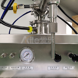 Fabrika makinesi yarı otomatik merhem sabit sıcaklık dolum kozmetik yapma saç vaksı makinesi