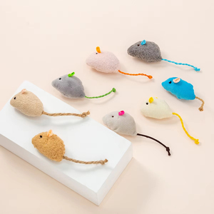 Juguete para mascotas Catnip Ratones Gatos Juguetes Durable Interactivo Divertido Ratón de peluche Gato Juguete para gatito - Product Image 1