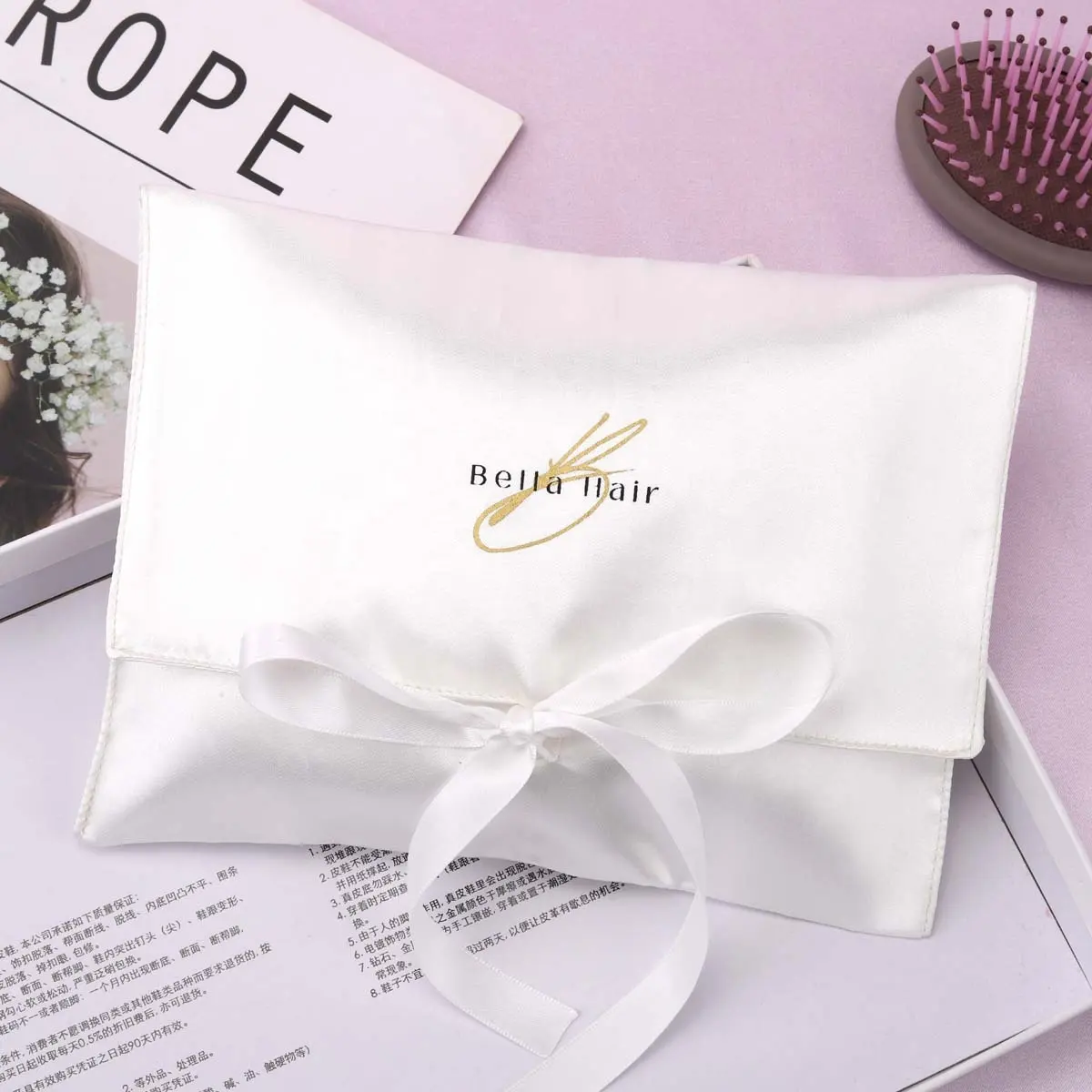 Logo personalizzato stampa capelli in raso bianco copricapo imballaggio busta busta regalo di lusso gioielli borsa in raso con nastro