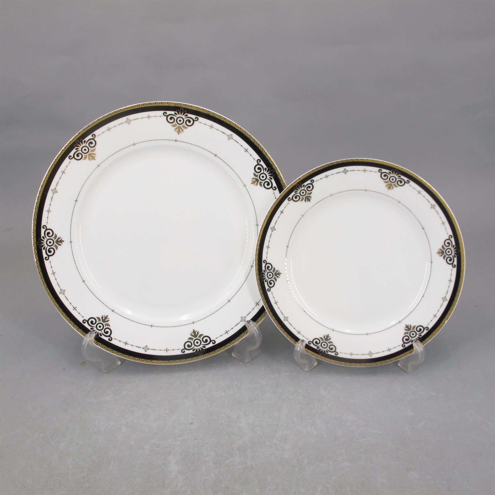 household 18pcs 20pcs elegant new bone china dinnerset with gold rim ceramic black gloden dinnerware