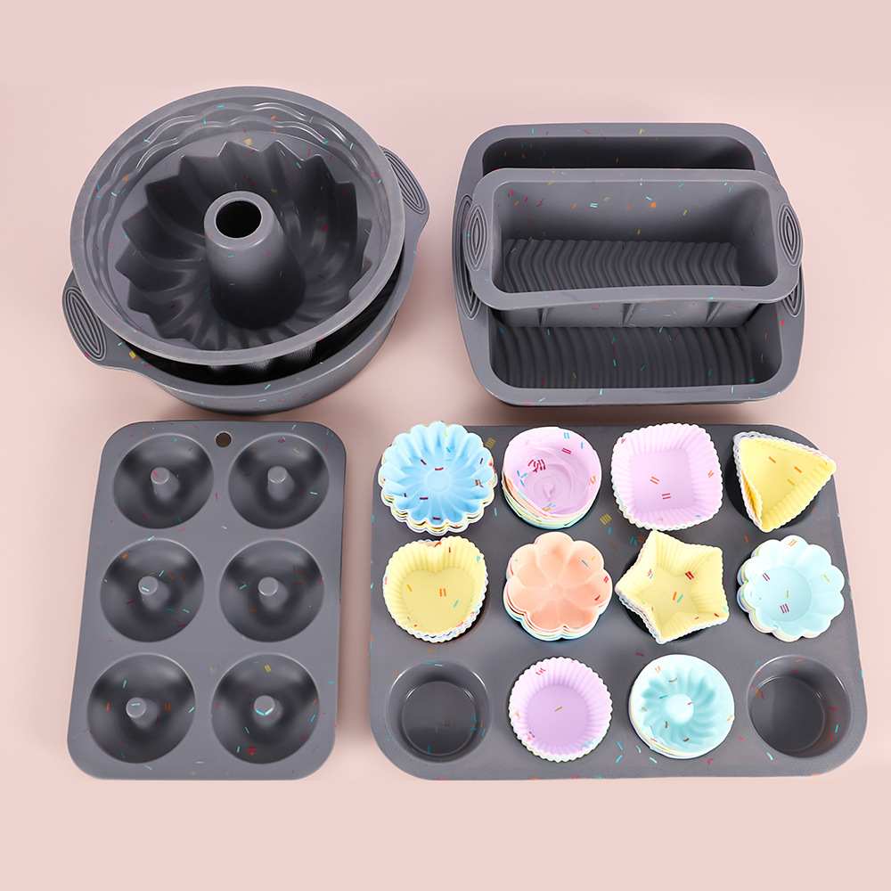 Baking mold set of 56 pieces-gray dots