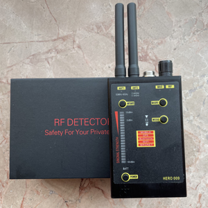 Long <strong>Detection</strong> Range Security Bug Sweeping <strong>Device</strong> -50dBm-10dBm Privacy Protection Features