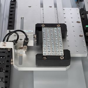 Kunden spezifische 4-Achsen-Montagemaschine für automatische Klemmenblock-Verbindungs stangen mit automatischer Schrauben zuführung - Product Image 4
