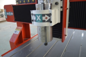 FORSUN 3 assi mini router 6090 di cnc lavorazione di Taglio e Intaglio Macchina per la porta di legno 4 assi 6090 router di cnc de 4 eixos 8x4 - Product Image 4