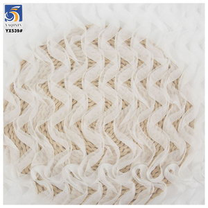 YX539 Neues Design Weiß Polyester 3D Wave Stickerei Tüll Net Mesh Fabric Plain Pattern für Kinder bekleidung