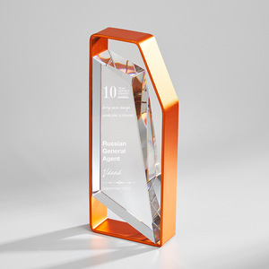 جائزة شخصية ذهبية وفضية وبرونزية معدنية كرستالية من الشركة المصنعة للبيع بالجملة كأس جائزة معدنية كريستالية مخصصة - Product Image 5