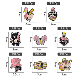 Toptan tasarım karikatür pembe broş ördek kafatası şeker şekilli rozeti yaka Pin emaye pin