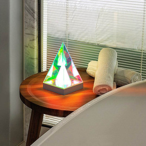 家用3D立方体三角魔方台灯装饰遥控氛围金字塔三角台灯 - Product Image 2