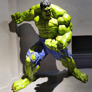 装飾有名なスーパーヒーロー映画アクションフィギュアマッスルマングラスファイバー等身大ハルク像樹脂彫刻アクションフィギュア