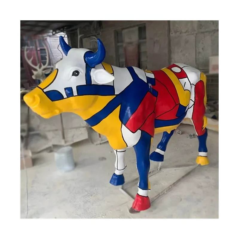 जिंगुजिन नई लैननोवेशन फाइबरग्लास गाय मूर्तिकला की ताकत शहर दृश्य के लिए बाहरी मूर्तिकला