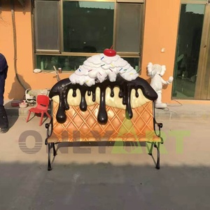 Mağaza dükkanı dekorasyon stok kalıp fiberglas dondurma tezgah heykel sandalye heykeli satılık