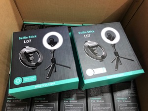 L07 taşınabilir şarj edilebilir <span class=keywords><strong>16</strong></span> LED Selfie halka ışık ile Tripod standı cep telefonu için