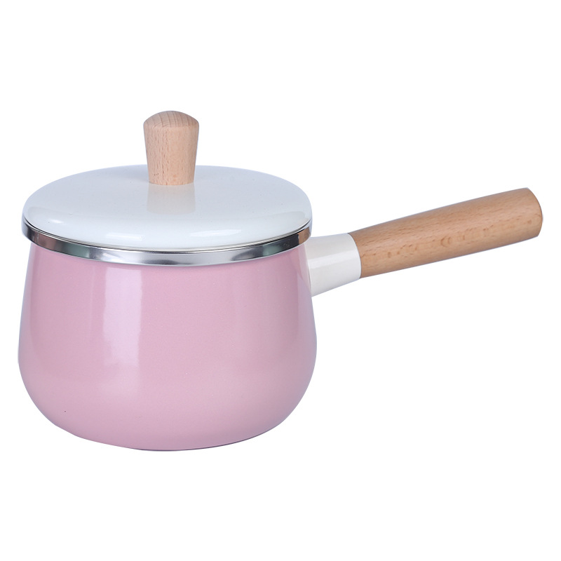 Casserole à lait rose