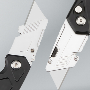 Kim loại nhỏ có thể gập lại đa chức năng <span class=keywords><strong>Karambit</strong></span> có thể gập lại túi phẳng steek bỏ túi cho cắm trại - Product Image 3