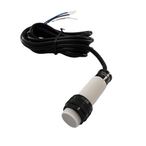 CR18-8DP <strong>Capacitive</strong> <strong>Sensor</strong> M18 DC10-30V PNP NO 8mm Detection Distance Proximity <strong>Sensor</strong> - Product Image 1
