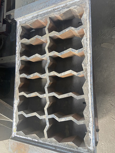 Máquina de fabricación de ladrillos de pavimentación sólida completamente automática, máquina multifuncional para hacer bloques de cemento y hormigón - Product Image 4