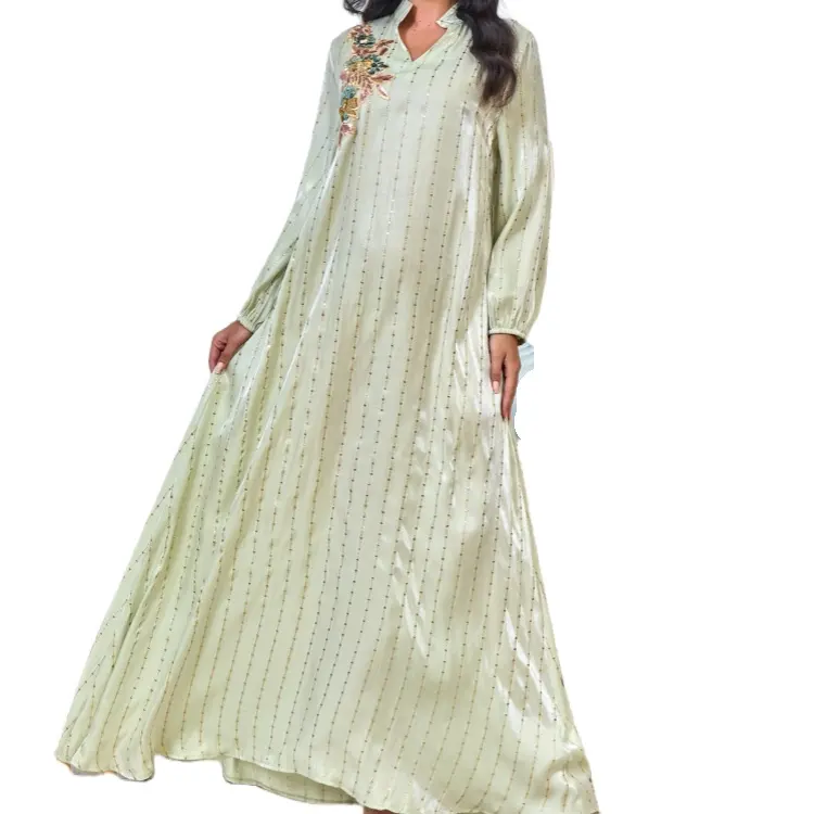 Dubai Medio Oriente Nueva túnica musulmana Con cuentas Vestido de cuello decorativo para adultos Abaya de poliéster transpirable y ligero