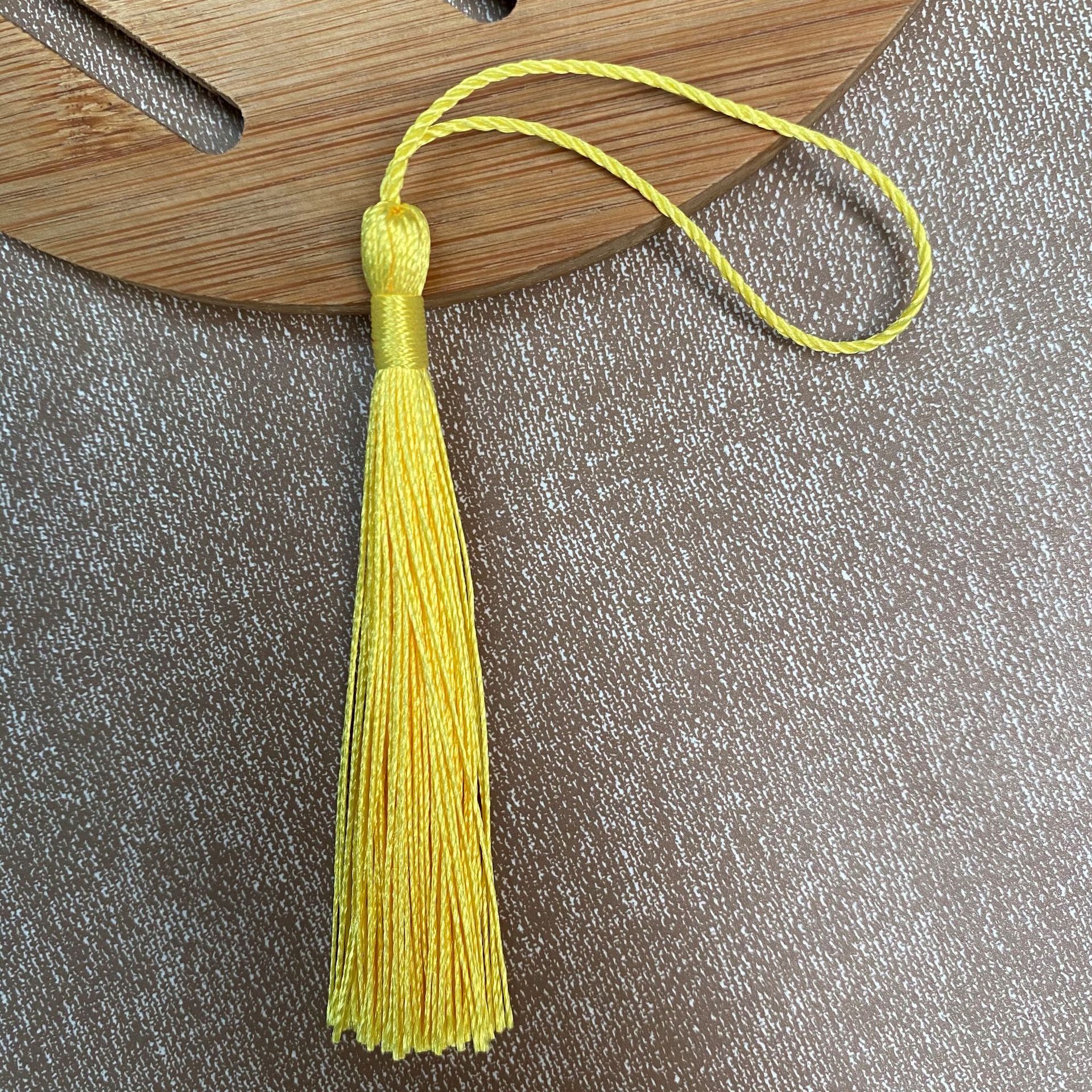 61 Lemon Yellow
