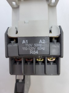 Neue und originale SPS A123001 Schütz spule 110120V 3P 3PH Typ A12 W CA510 Block SPS Programmier steuerung - Product Image 5